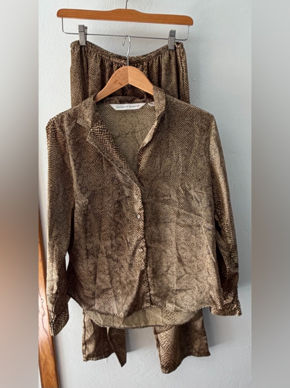 Victoria's Secret Brown Snake-Print Pajama Set